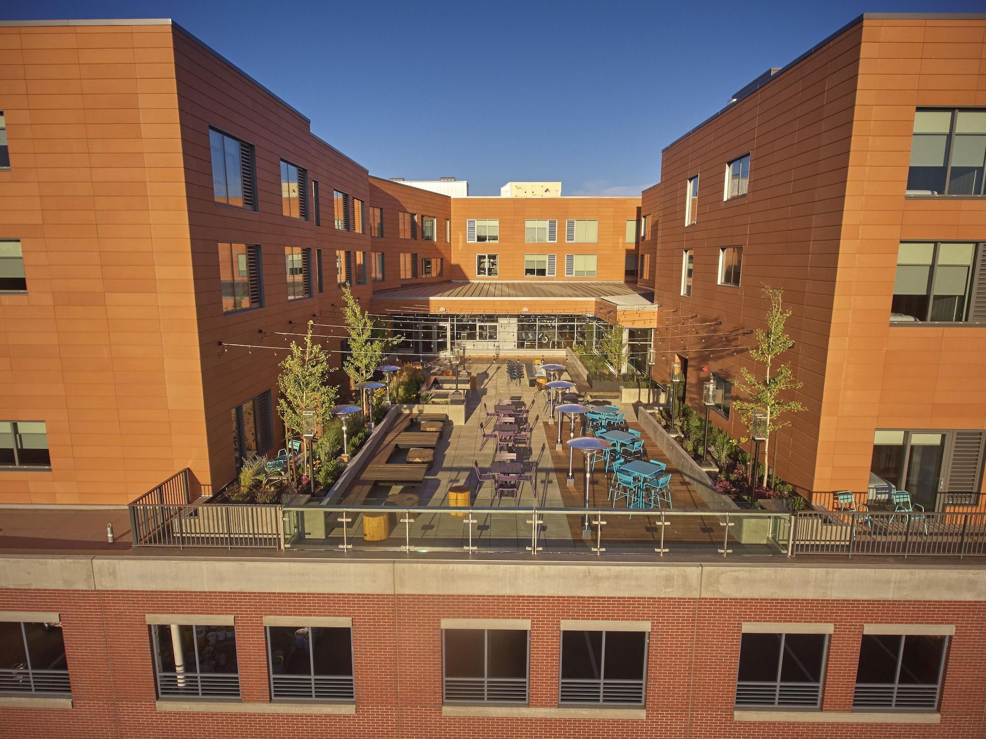 Hyatt Place Eugene/Oakway Center Екстериор снимка