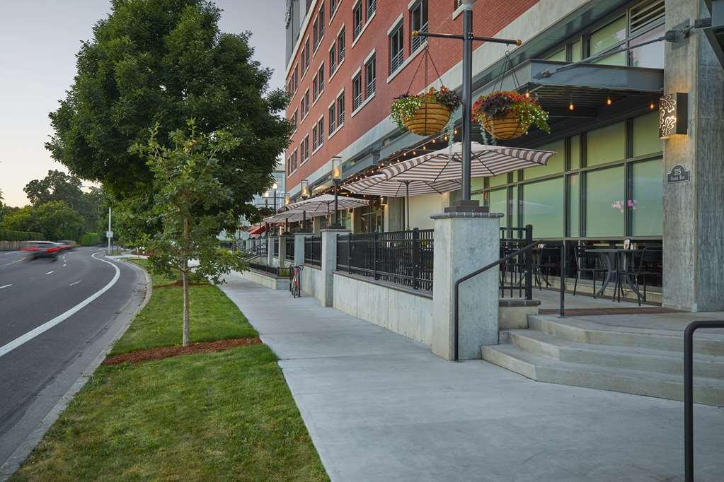 Hyatt Place Eugene/Oakway Center Ресторант снимка